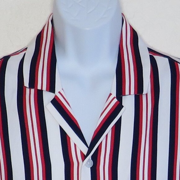H&M* Men's Short Sleeve‎ Button Down Straight Hem Stripe Shirt~ Size Medium - Picture 5 of 11